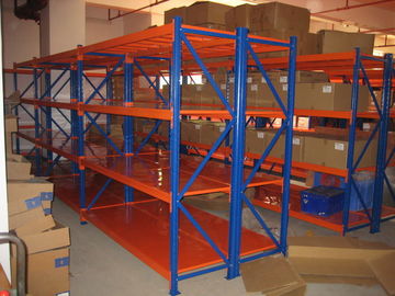 Poids moyen de 4 de rangée de marchandises systèmes industriels en vrac de défilement ligne par ligne avec le conseil en acier